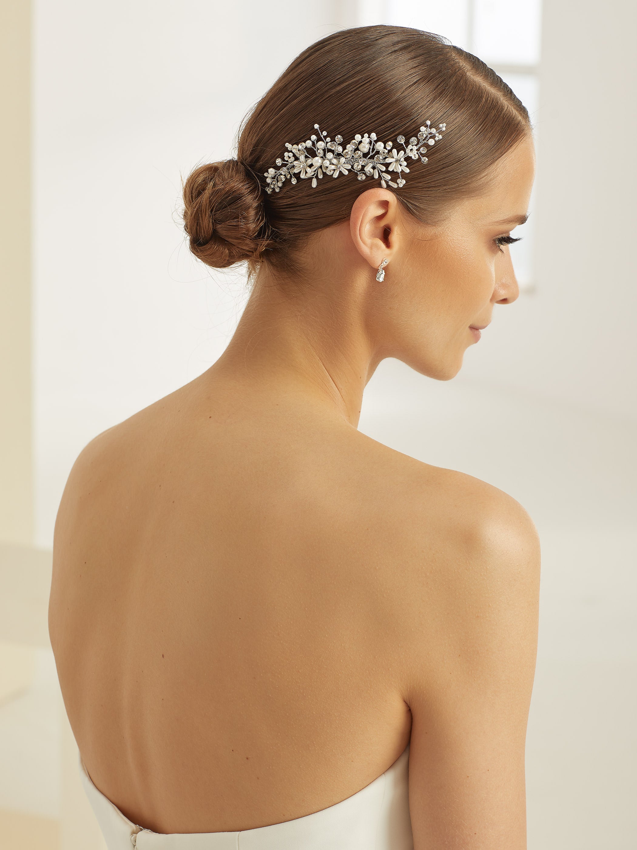 Bianco Evento Haarschmuck 393 White Emotions