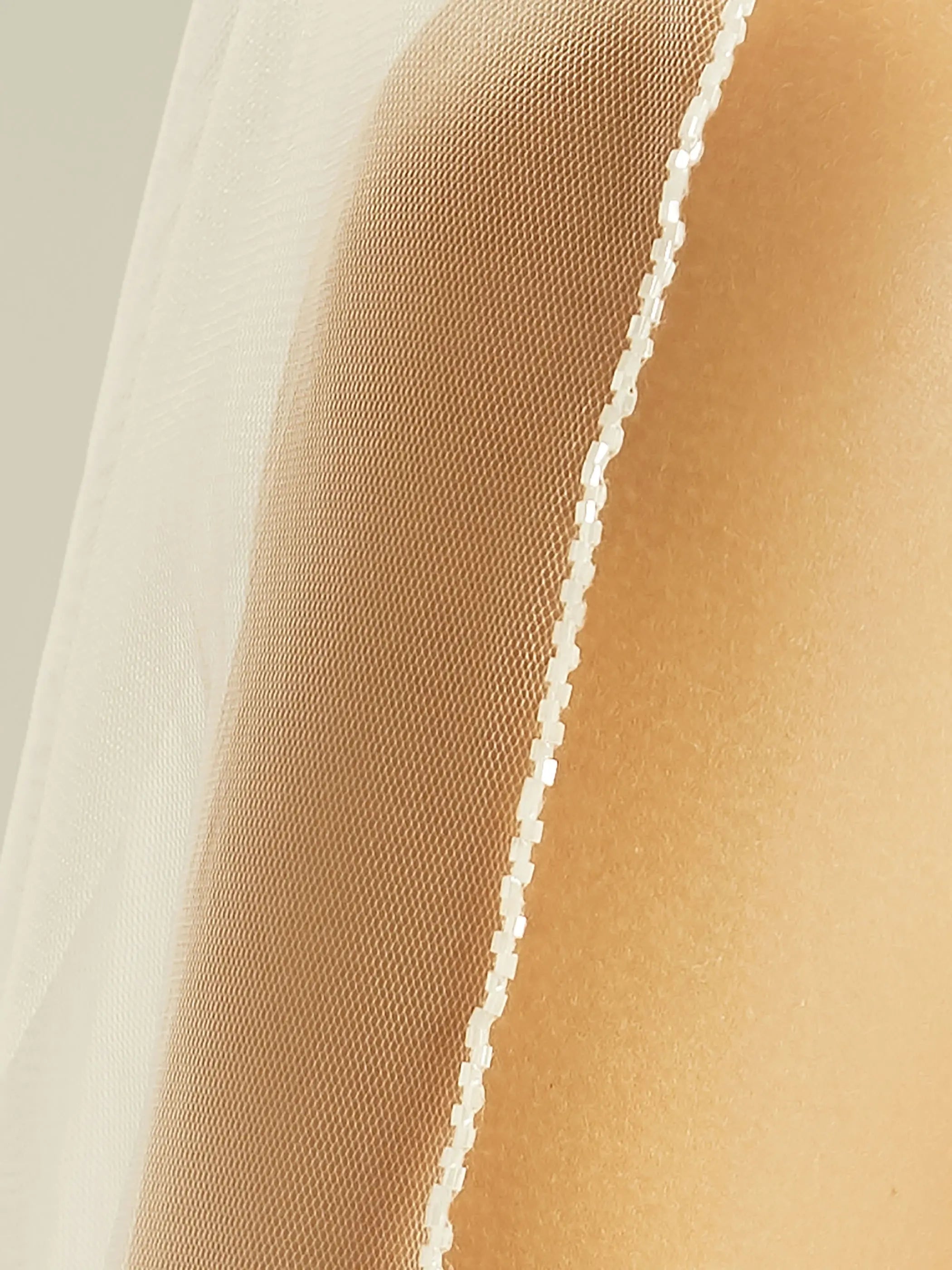 Bianco Evento Schleier S259 Glasperlenkante - 110 cm White Emotions